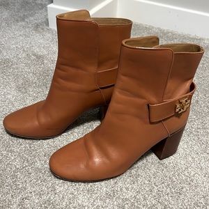 Tory Burch Brown Kira Leather Ankle Boots/Booties. Size 7.5